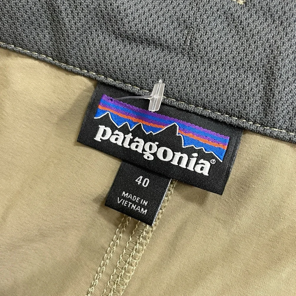Patagonia Quandary Pants Men 40x32 Stretch UPF Hiking Outdoor Travel Performance